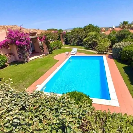 Sole Piscina Privata Stintino